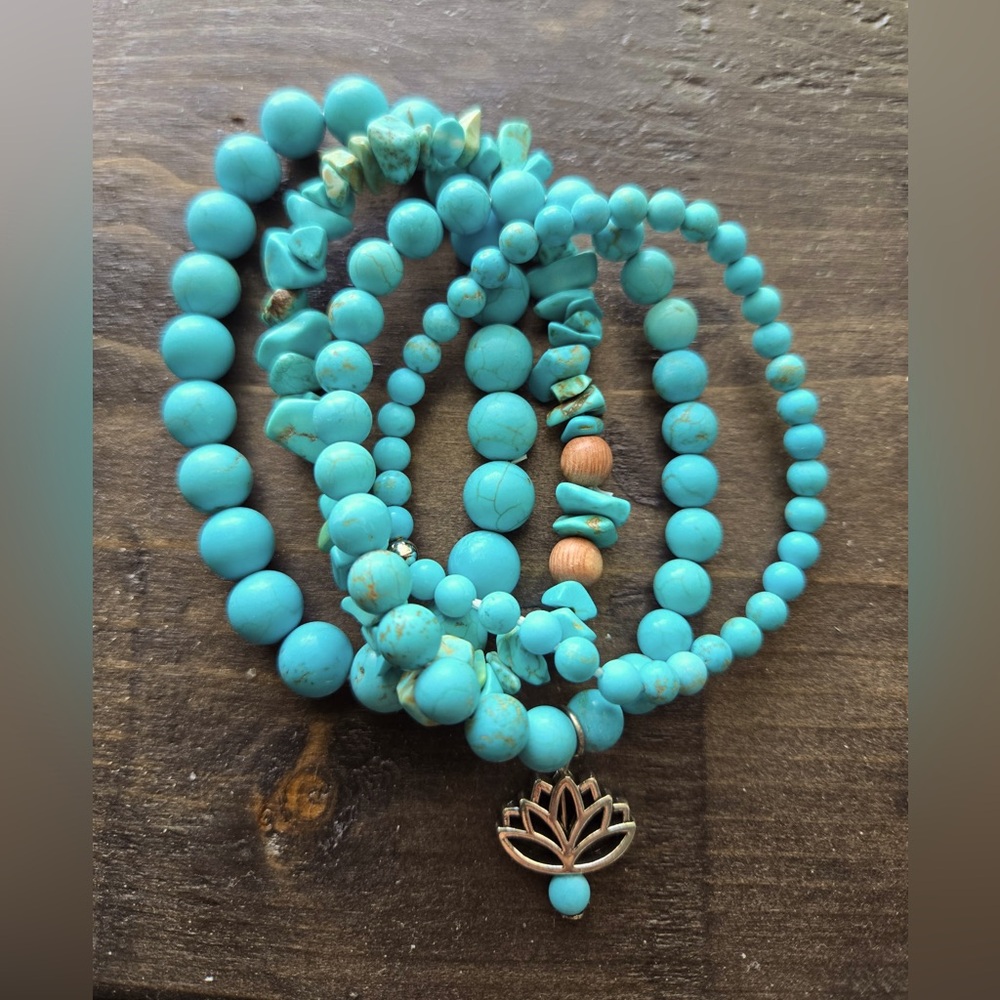 Blossom Stone Beaded Bracelet Set (4)